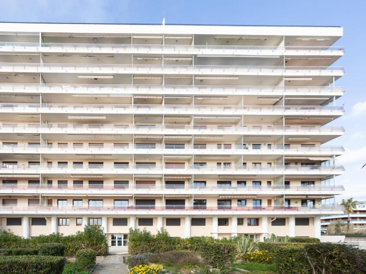 Studio Le Grand Large-4 By Interhome Le Lavandou Zewnętrze zdjęcie
